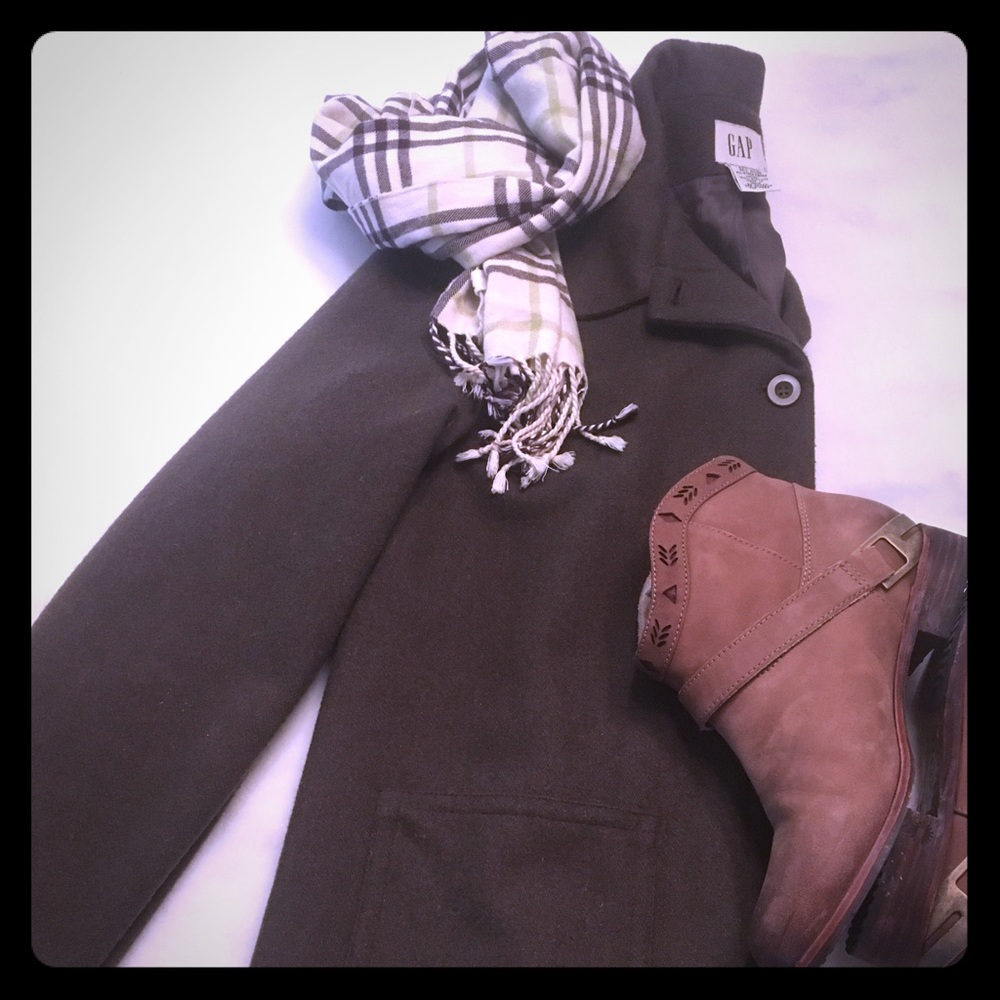 So warm & versatile GAP army green wool Pea COAT